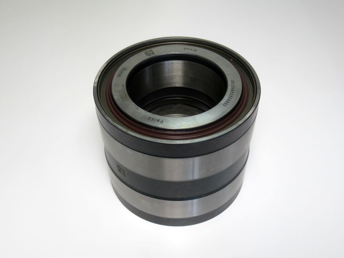 F 15100 - подшипник ступичный, шт