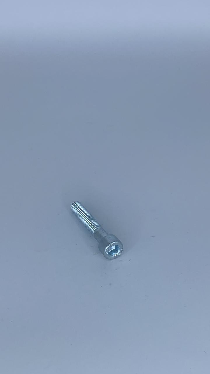 Винт с внутренним шестигранником М6х35х1,0 FAW J6,3250