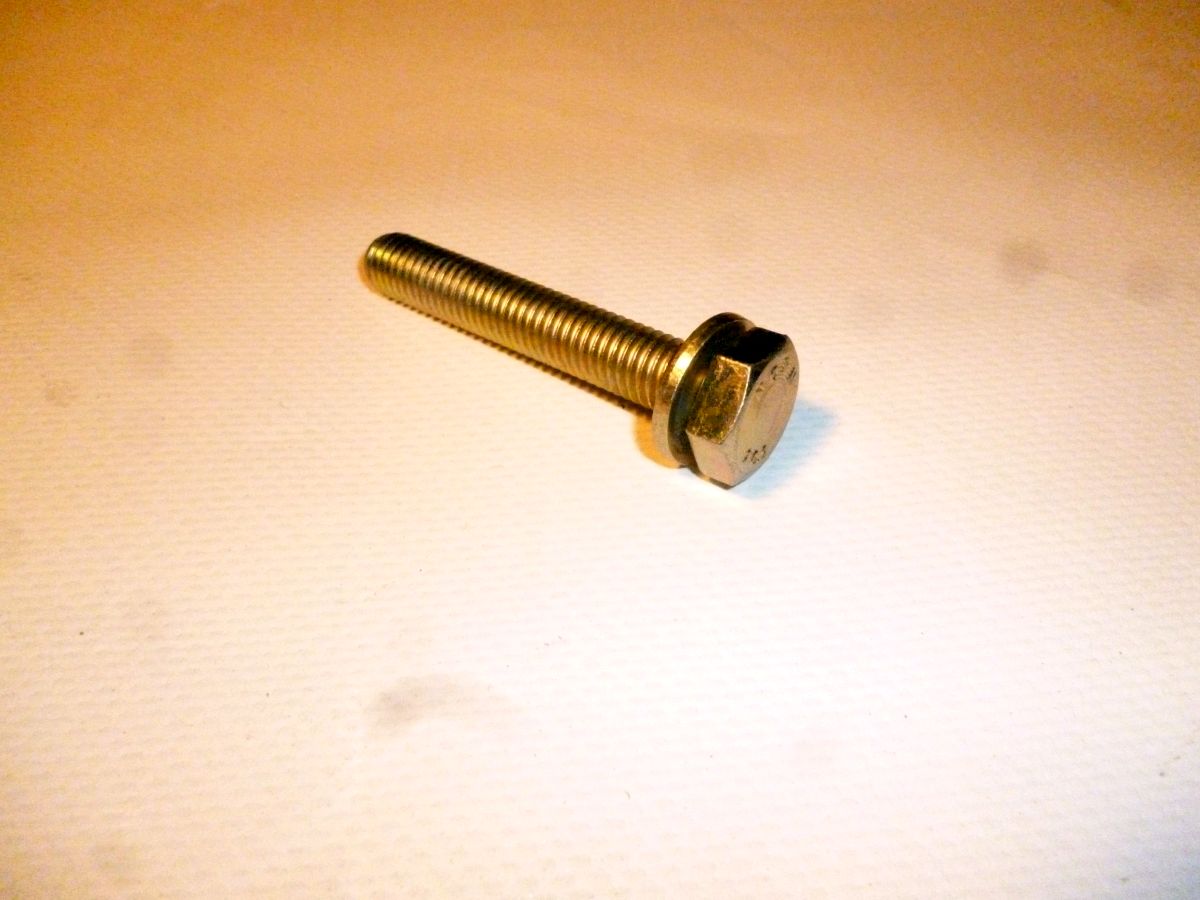 0636.102.270 - винт с шестигранной головкой, шт