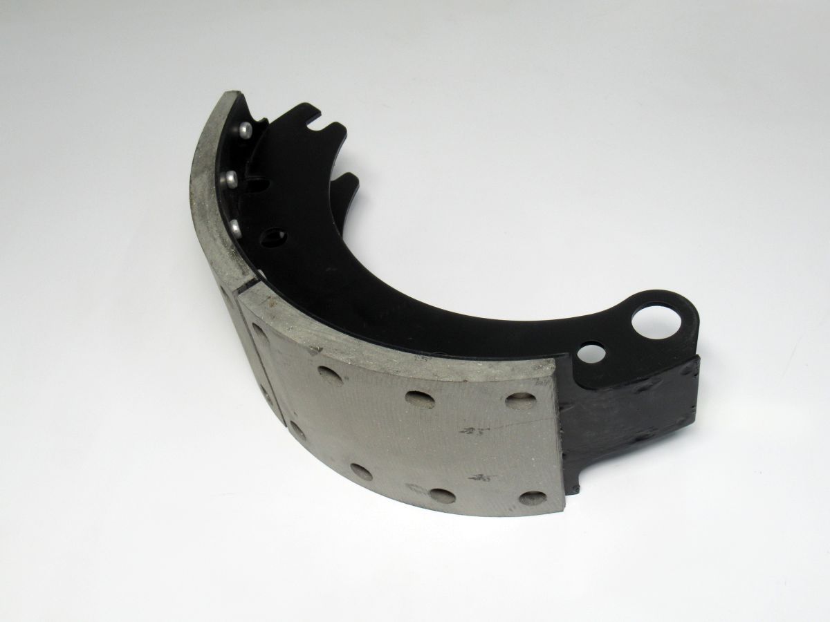 53205-3501106-40 - накладка, шт