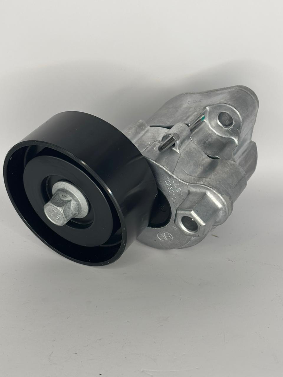 Натяжитель приводного ремня FAW J6,3311,E5,4180 OE