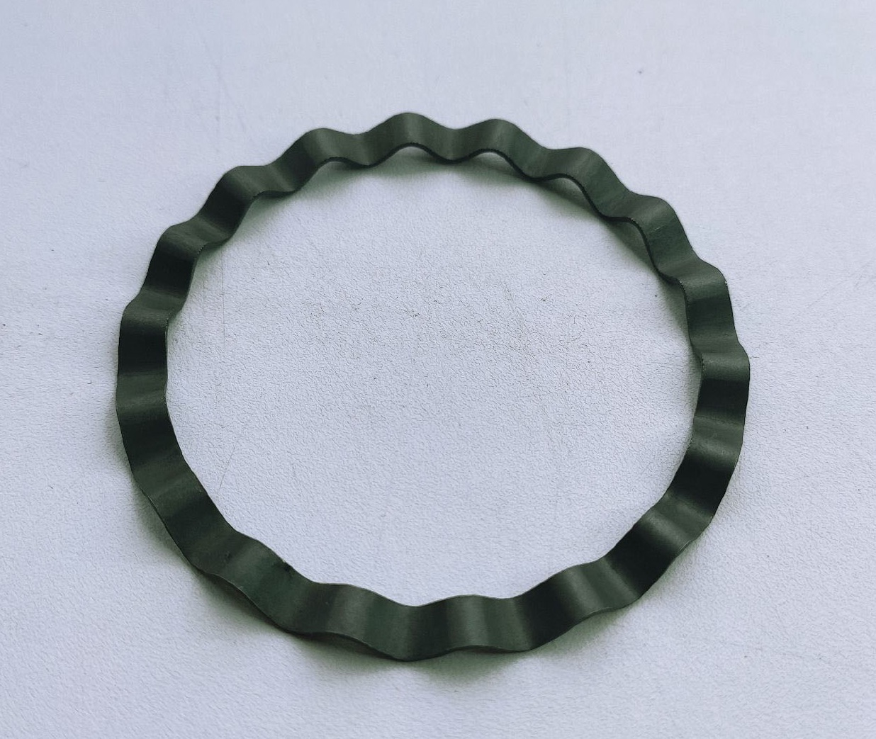 1315302040 маслоотражатель, шт