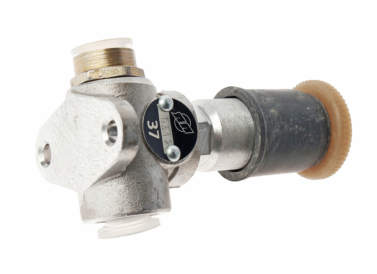 Насос предпусковой прокачки топлива Евро (АА37)