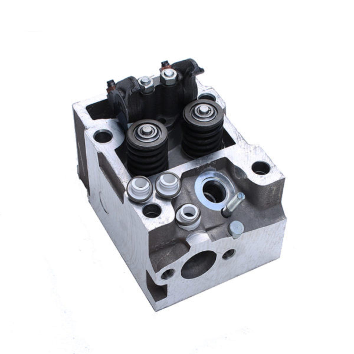 820.52-1003005 - головка цилиндра, шт