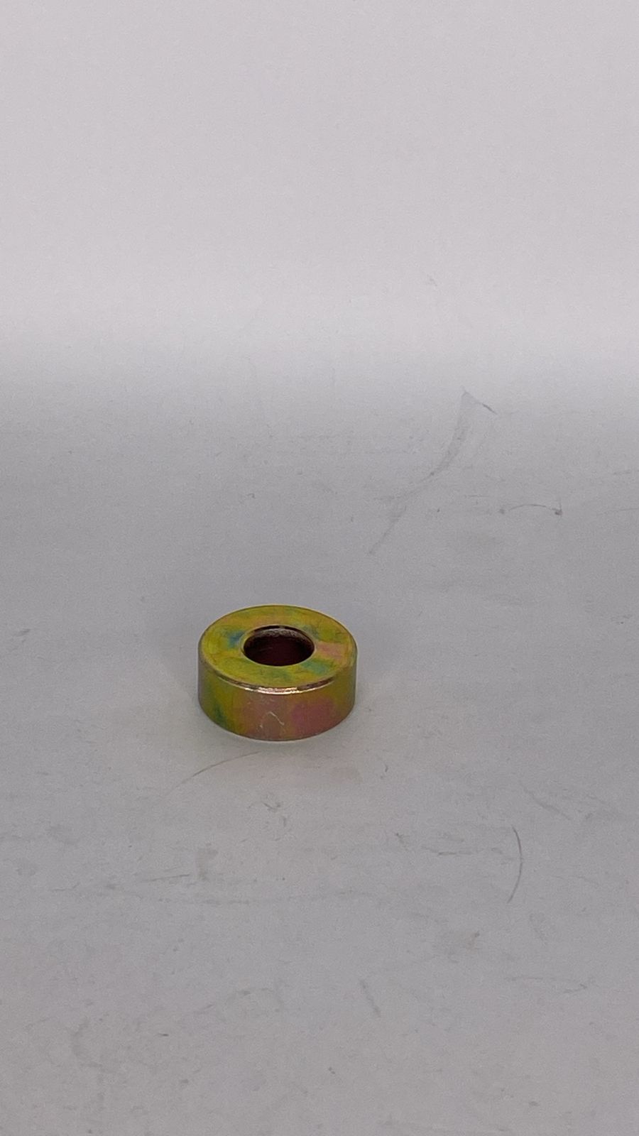 Сухарь FAW J6 кронштейна крепеления рычага КПП OE